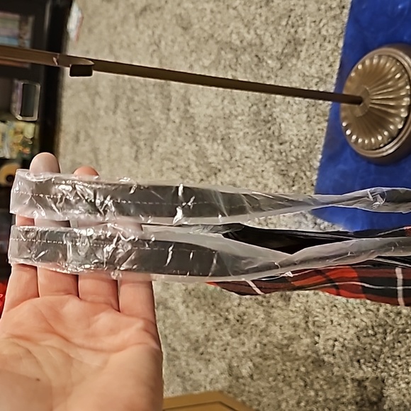 NWT Victoria Secret Buffalo plaid tote bag - Picture 4 of 6